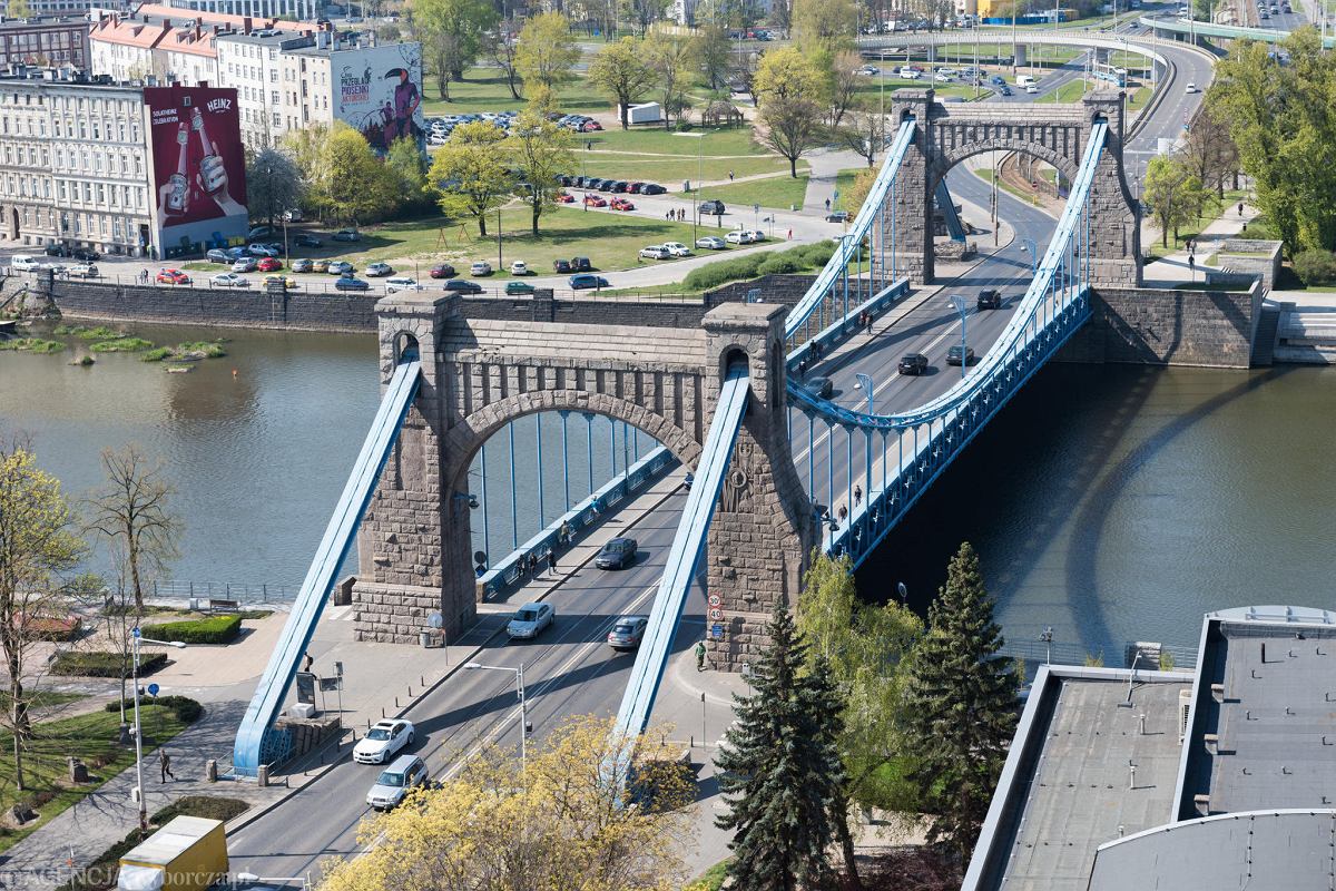 Most, który dzieli emocje. Spór o historię, pamięć i ideologię we Wrocławiu