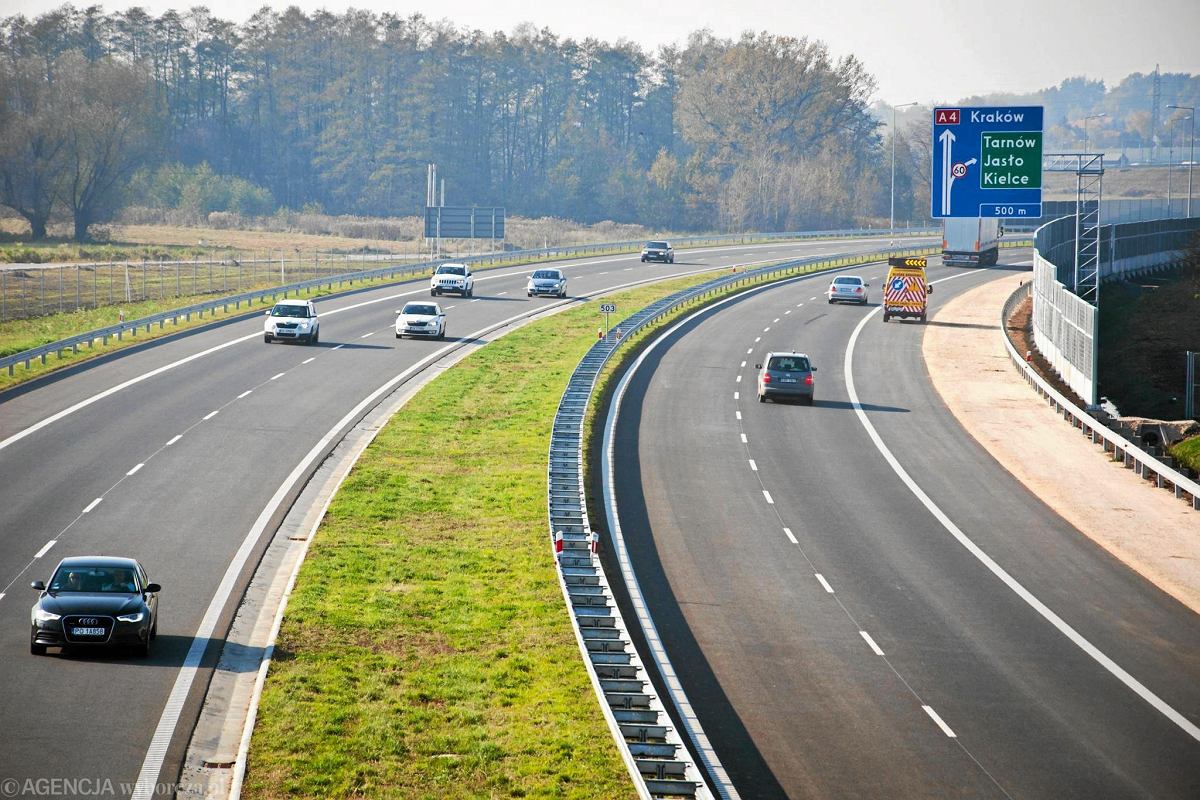 Droższy przejazd dziś, darmowa droga jutro? Autostrada A4